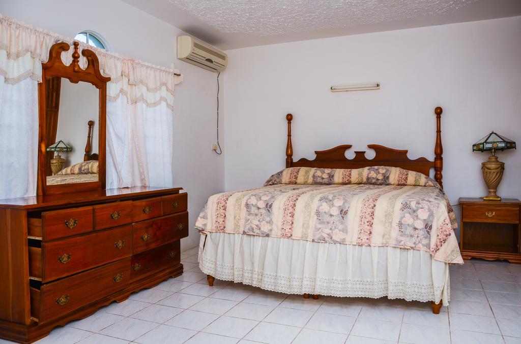 Vanvilla Guest House Negril Oda fotoğraf