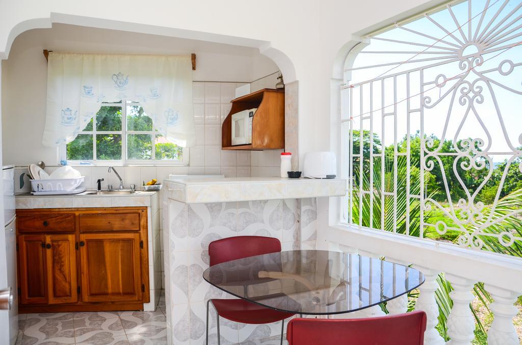 Vanvilla Guest House Negril Oda fotoğraf